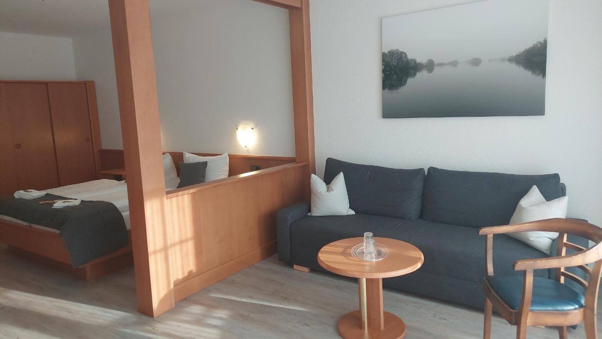 Hotel Am Meilenstein Dunkelforth エクステリア 写真
